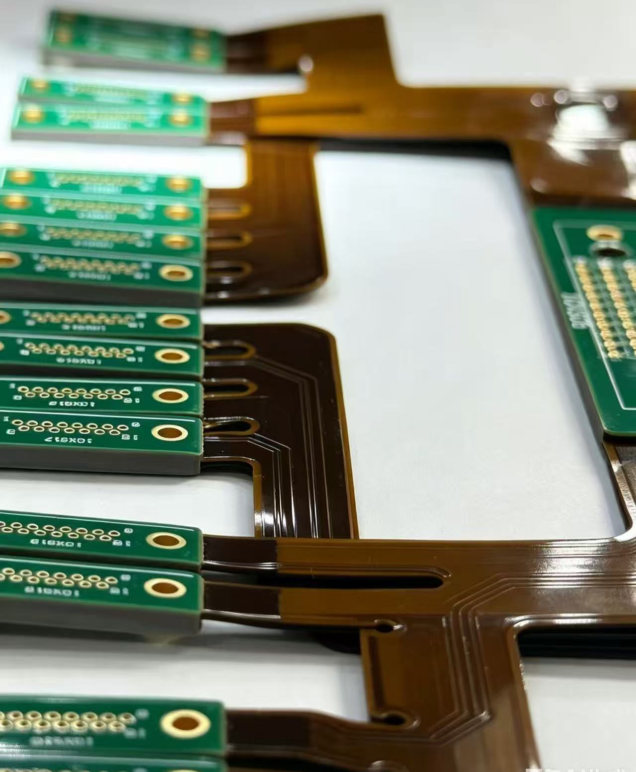 28-Layer Rigid-Flex PCB